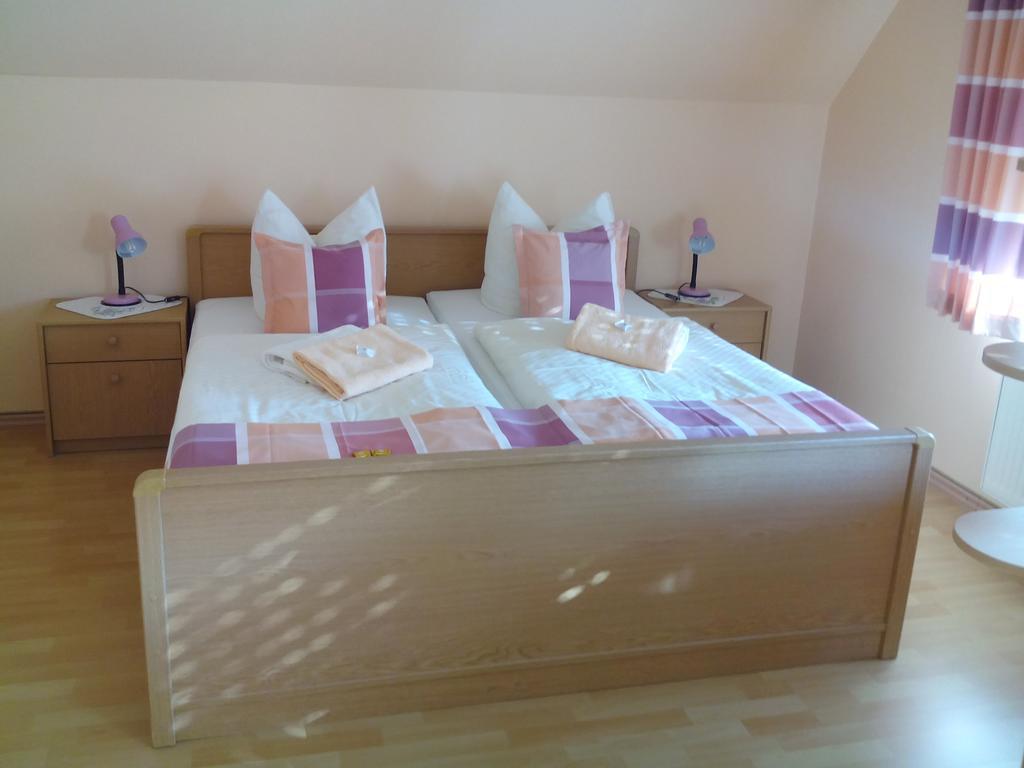 Pension Arndt Ug Schillig Kamer foto